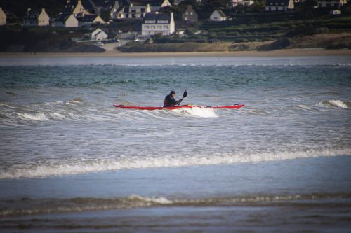 2026-10-10-CCKQC-Les-adultes-a-la-plage-0062